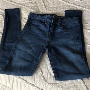 American Eagle High Rise Jegging
